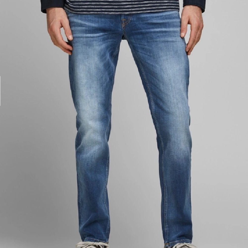 JACK & JONES 411 NOOS TAPERED JEANS SZ  W36xL32 ‎ NWT IN PACKAGING